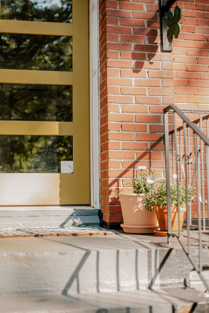 Front porch mini session in Atlanta, Georgia